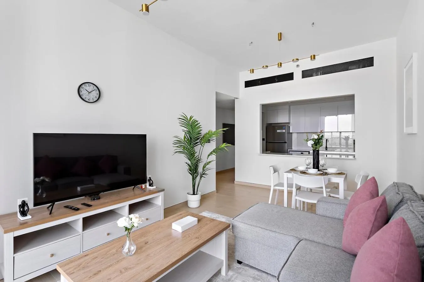 Stonetree - Furnished 2Br Binghatti Crescent Dubai Apartment