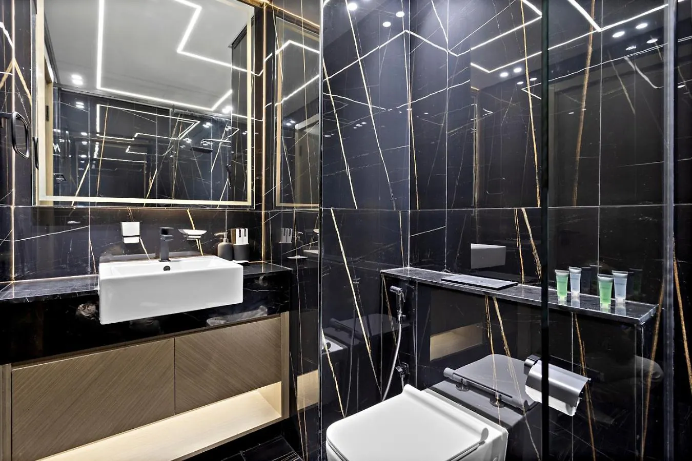 Stonetree - Furnished 2Br Binghatti Crescent Dubai 0*,